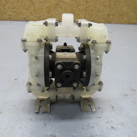 R10G809 Plastic SANDPIPER diaphragm pump